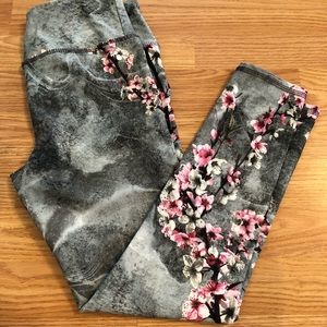 Evolution and Creation leggings